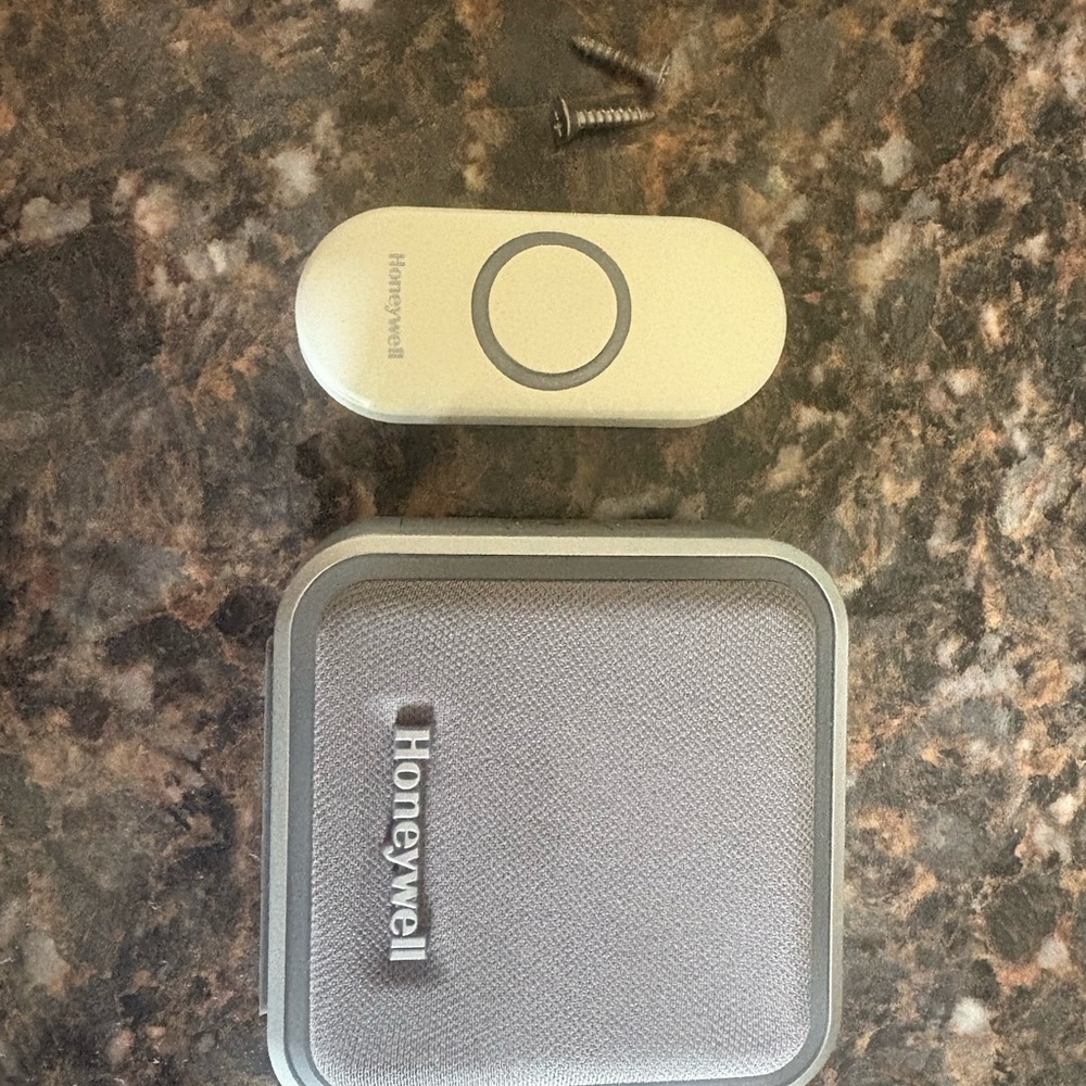 Honeywell White Doorbell Kit